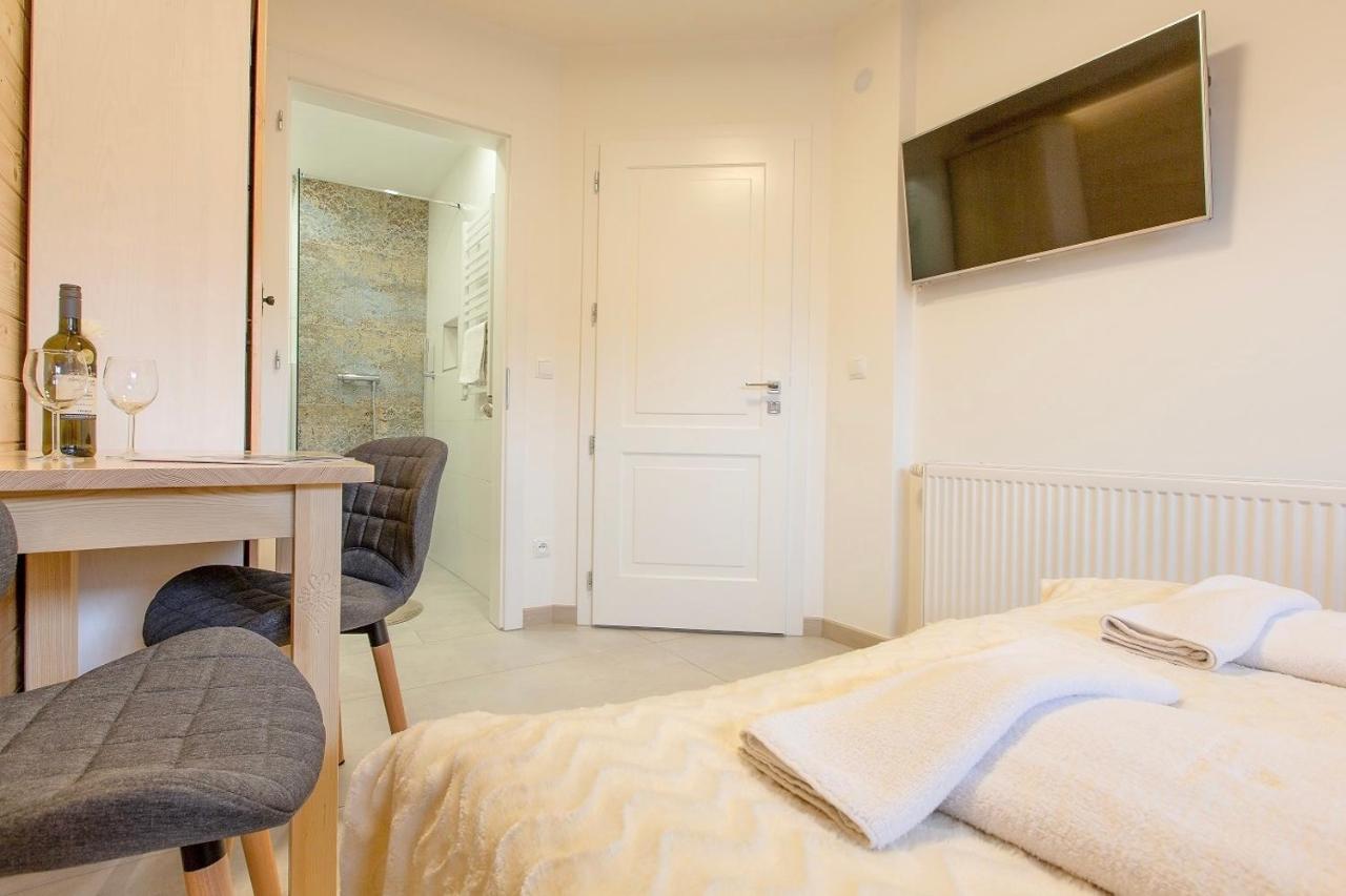 Willa Kosowka - Apartamenty I Pokoje Zakopane Extérieur photo